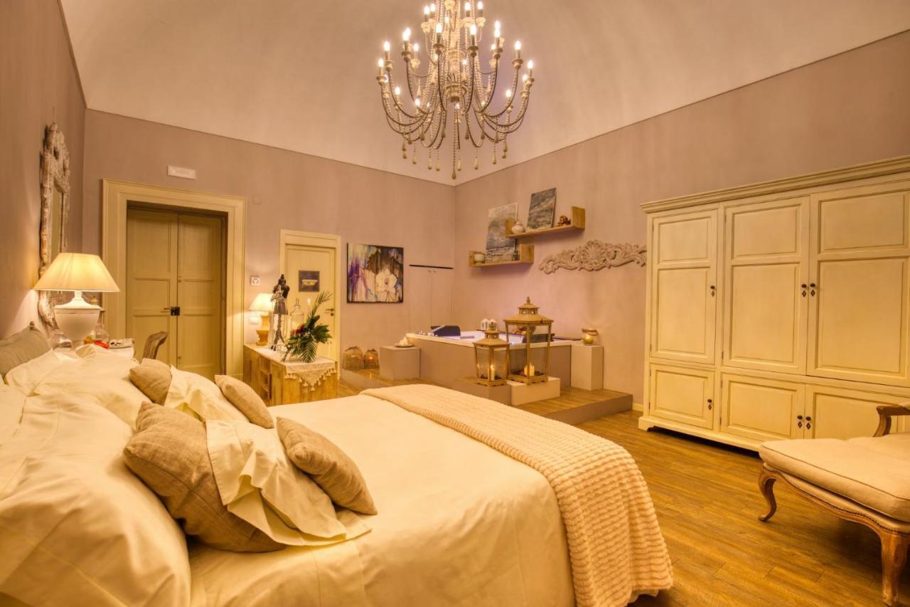 ואסטו Corte Rossetti Le Dimore Luxury B&B מראה חיצוני תמונה