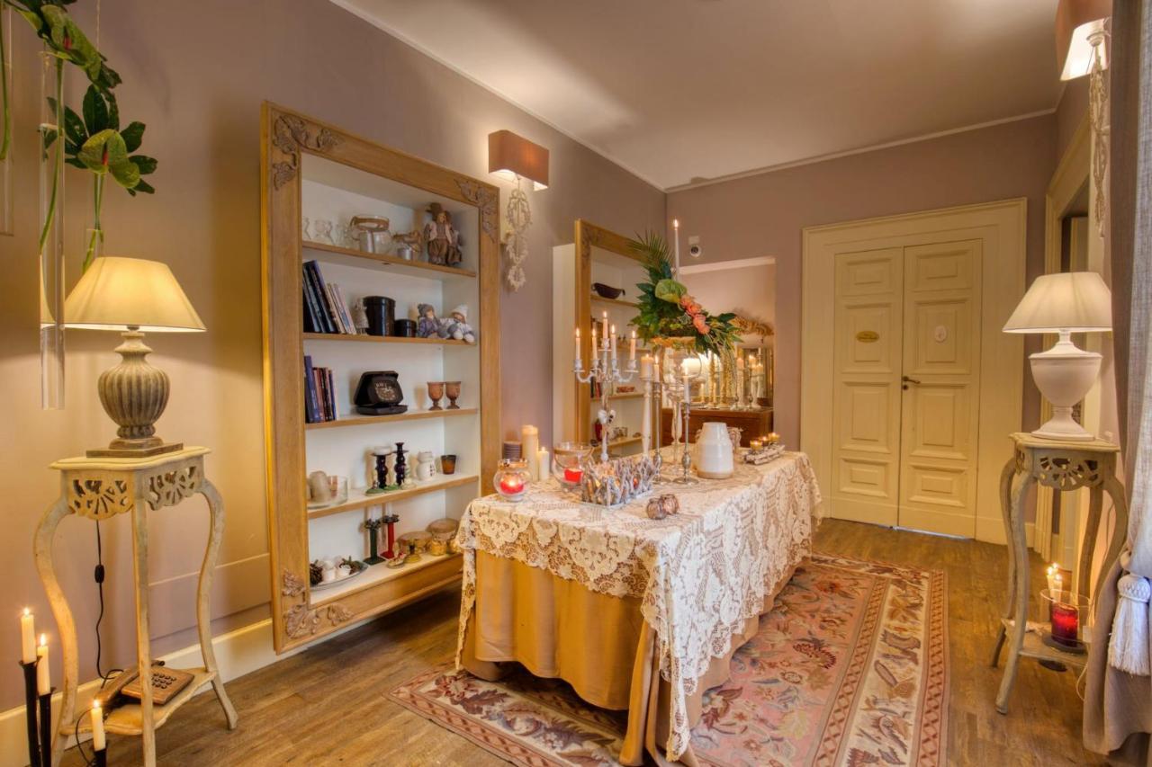 ואסטו Corte Rossetti Le Dimore Luxury B&B מראה חיצוני תמונה